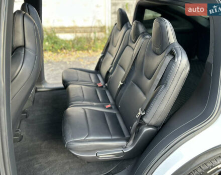 Белый Тесла Модель Х, объемом двигателя 0 л и пробегом 93 тыс. км за 34000 $, фото 21 на Automoto.ua