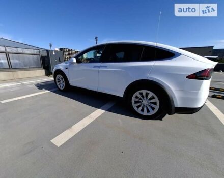 Білий Тесла Модель Х, об'ємом двигуна 0 л та пробігом 42 тис. км за 29500 $, фото 6 на Automoto.ua