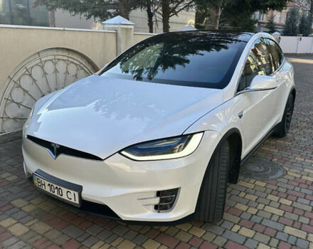Белый Тесла Модель Х, объемом двигателя 0 л и пробегом 70 тыс. км за 24000 $, фото 4 на Automoto.ua