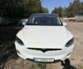 Белый Тесла Модель Х, объемом двигателя 0 л и пробегом 153 тыс. км за 24500 $, фото 1 на Automoto.ua