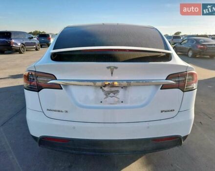 Білий Тесла Модель Х, об'ємом двигуна 0 л та пробігом 160 тис. км за 8200 $, фото 5 на Automoto.ua