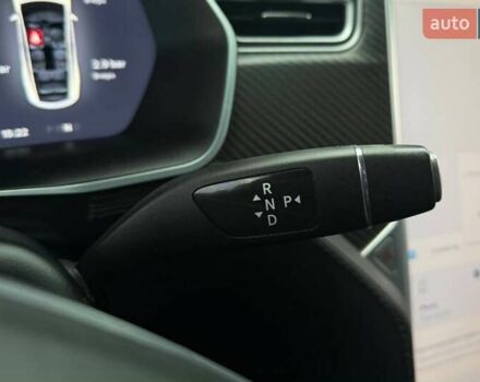 Белый Тесла Модель Х, объемом двигателя 0 л и пробегом 96 тыс. км за 25990 $, фото 16 на Automoto.ua