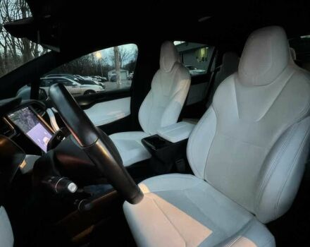 Белый Тесла Модель Х, объемом двигателя 0 л и пробегом 48 тыс. км за 4000 $, фото 10 на Automoto.ua