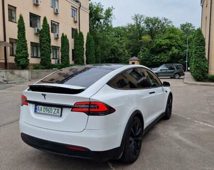 Белый Тесла Модель Х, объемом двигателя 0 л и пробегом 110 тыс. км за 25500 $, фото 16 на Automoto.ua