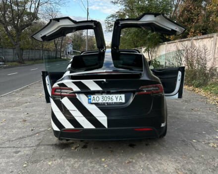 Белый Тесла Модель Х, объемом двигателя 0 л и пробегом 93 тыс. км за 34000 $, фото 20 на Automoto.ua