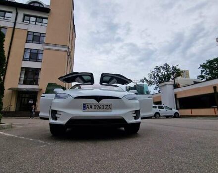 Белый Тесла Модель Х, объемом двигателя 0 л и пробегом 110 тыс. км за 25500 $, фото 26 на Automoto.ua