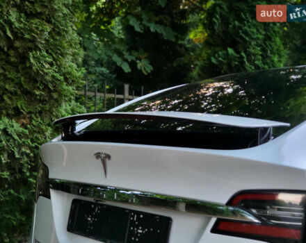 Белый Тесла Модель Х, объемом двигателя 0 л и пробегом 160 тыс. км за 21500 $, фото 6 на Automoto.ua