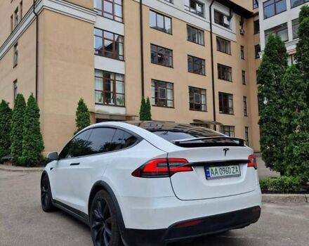 Белый Тесла Модель Х, объемом двигателя 0 л и пробегом 110 тыс. км за 25500 $, фото 14 на Automoto.ua