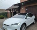 Білий Тесла Модель Х, об'ємом двигуна 0 л та пробігом 90 тис. км за 27500 $, фото 1 на Automoto.ua