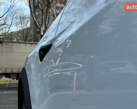 Белый Тесла Модель Х, объемом двигателя 0 л и пробегом 72 тыс. км за 40650 $, фото 21 на Automoto.ua