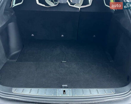 Белый Тесла Модель Х, объемом двигателя 0 л и пробегом 72 тыс. км за 27800 $, фото 14 на Automoto.ua