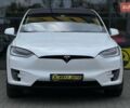 Белый Тесла Модель Х, объемом двигателя 0 л и пробегом 135 тыс. км за 28900 $, фото 1 на Automoto.ua