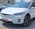Белый Тесла Модель Х, объемом двигателя 0 л и пробегом 123 тыс. км за 27990 $, фото 2 на Automoto.ua