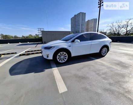Білий Тесла Модель Х, об'ємом двигуна 0 л та пробігом 42 тис. км за 29500 $, фото 8 на Automoto.ua