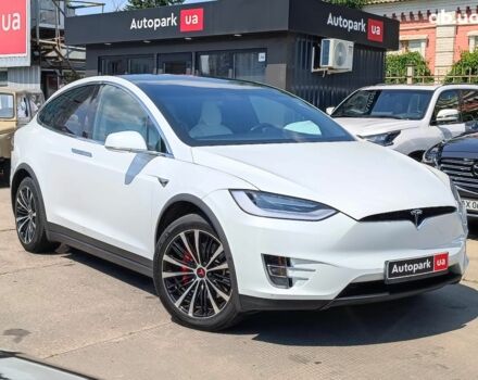 Білий Тесла Модель Х, об'ємом двигуна 0 л та пробігом 123 тис. км за 27990 $, фото 5 на Automoto.ua