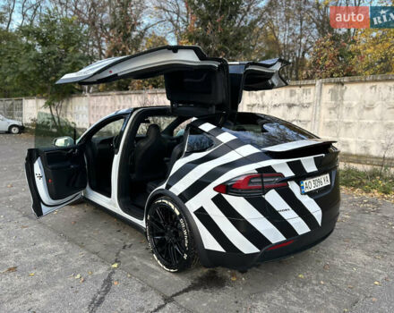 Белый Тесла Модель Х, объемом двигателя 0 л и пробегом 93 тыс. км за 34000 $, фото 19 на Automoto.ua