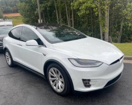 Белый Тесла Модель Х, объемом двигателя 0 л и пробегом 50 тыс. км за 19900 $, фото 1 на Automoto.ua