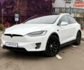 Белый Тесла Модель Х, объемом двигателя 0 л и пробегом 96 тыс. км за 25990 $, фото 3 на Automoto.ua
