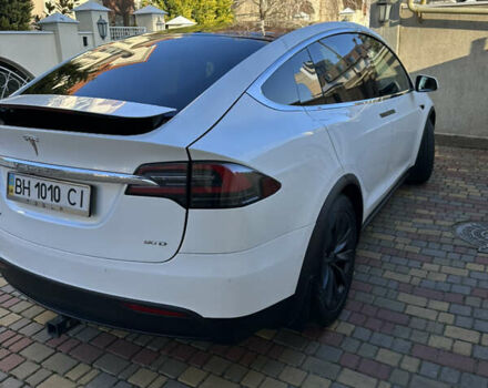 Белый Тесла Модель Х, объемом двигателя 0 л и пробегом 70 тыс. км за 24000 $, фото 3 на Automoto.ua