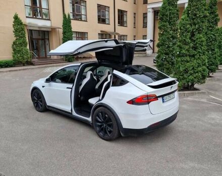 Белый Тесла Модель Х, объемом двигателя 0 л и пробегом 110 тыс. км за 25500 $, фото 23 на Automoto.ua