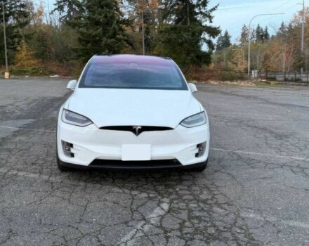 Білий Тесла Модель Х, об'ємом двигуна 0 л та пробігом 30 тис. км за 13200 $, фото 1 на Automoto.ua