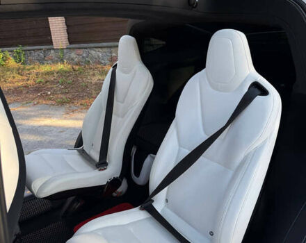 Белый Тесла Модель Х, объемом двигателя 0 л и пробегом 99 тыс. км за 30000 $, фото 10 на Automoto.ua