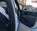 Белый Тесла Модель Х, объемом двигателя 0 л и пробегом 127 тыс. км за 29900 $, фото 8 на Automoto.ua