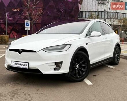 Білий Тесла Модель Х, об'ємом двигуна 0 л та пробігом 96 тис. км за 23990 $, фото 3 на Automoto.ua