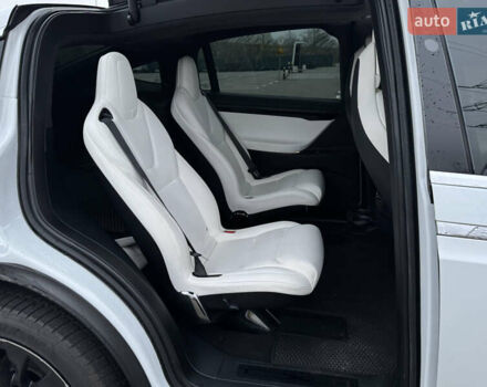 Білий Тесла Модель Х, об'ємом двигуна 0 л та пробігом 100 тис. км за 24999 $, фото 34 на Automoto.ua