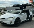Белый Тесла Модель Х, объемом двигателя 0 л и пробегом 135 тыс. км за 25500 $, фото 1 на Automoto.ua