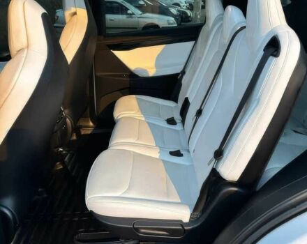 Белый Тесла Модель Х, объемом двигателя 0 л и пробегом 48 тыс. км за 4000 $, фото 14 на Automoto.ua