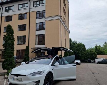 Белый Тесла Модель Х, объемом двигателя 0 л и пробегом 110 тыс. км за 25500 $, фото 36 на Automoto.ua