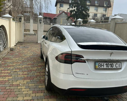 Белый Тесла Модель Х, объемом двигателя 0 л и пробегом 70 тыс. км за 24000 $, фото 17 на Automoto.ua