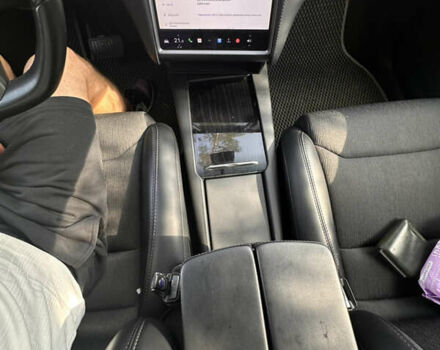 Белый Тесла Модель Х, объемом двигателя 0 л и пробегом 48 тыс. км за 26000 $, фото 10 на Automoto.ua