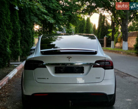 Белый Тесла Модель Х, объемом двигателя 0 л и пробегом 160 тыс. км за 21500 $, фото 10 на Automoto.ua