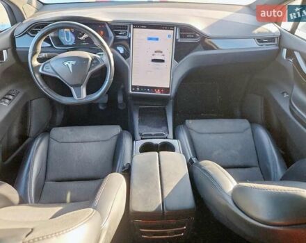 Білий Тесла Модель Х, об'ємом двигуна 0 л та пробігом 160 тис. км за 8200 $, фото 7 на Automoto.ua