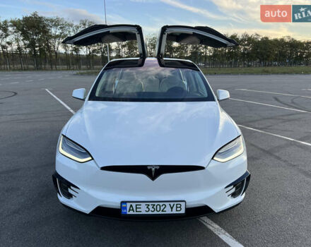 Тесла Модель Х 2018 у Дніпро (Дніпропетровську) на Automoto.ua Білий Тесла Модель Х, об'ємом двигуна 0 л та пробігом 194 тис. км за 29900 $, фото 7 на Automoto.ua