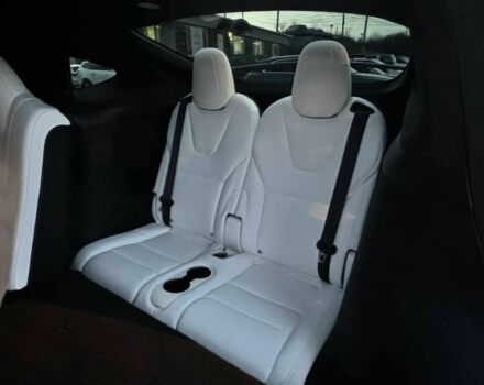 Белый Тесла Модель Х, объемом двигателя 0 л и пробегом 48 тыс. км за 4000 $, фото 15 на Automoto.ua