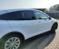 Белый Тесла Модель Х, объемом двигателя 0 л и пробегом 131 тыс. км за 32000 $, фото 5 на Automoto.ua