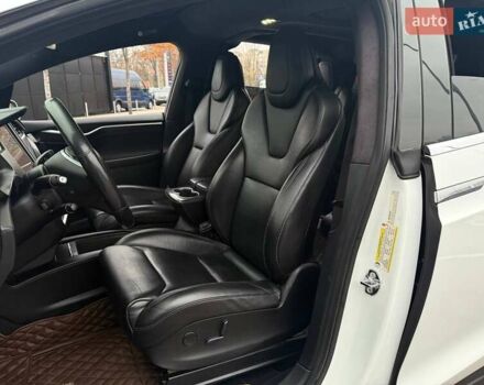 Білий Тесла Модель Х, об'ємом двигуна 0 л та пробігом 96 тис. км за 23990 $, фото 8 на Automoto.ua