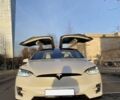 Білий Тесла Модель Х, об'ємом двигуна 0 л та пробігом 70 тис. км за 25500 $, фото 1 на Automoto.ua