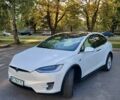 Белый Тесла Модель Х, объемом двигателя 0 л и пробегом 162 тыс. км за 25400 $, фото 1 на Automoto.ua