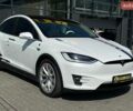 Белый Тесла Модель Х, объемом двигателя 0 л и пробегом 145 тыс. км за 29900 $, фото 1 на Automoto.ua