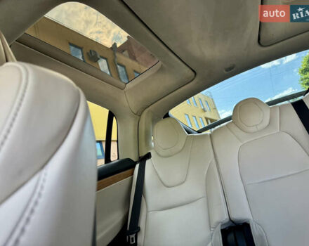 Белый Тесла Модель Х, объемом двигателя 0 л и пробегом 139 тыс. км за 25000 $, фото 37 на Automoto.ua