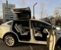 Білий Тесла Модель Х, об'ємом двигуна 0 л та пробігом 70 тис. км за 25500 $, фото 3 на Automoto.ua