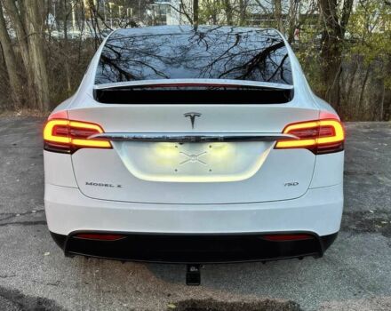 Белый Тесла Модель Х, объемом двигателя 0 л и пробегом 48 тыс. км за 4000 $, фото 3 на Automoto.ua