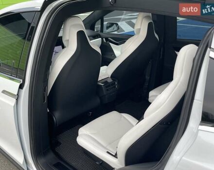 Тесла Модель Х 2019 у Києві на Automoto.ua Білий Тесла Модель Х, об'ємом двигуна 0 л та пробігом 123 тис. км за 33900 $, фото 28 на Automoto.ua