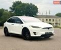 Белый Тесла Модель Х, объемом двигателя 0 л и пробегом 96 тыс. км за 23800 $, фото 1 на Automoto.ua
