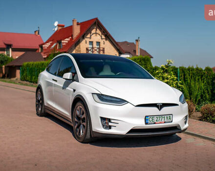 Белый Тесла Модель Х, объемом двигателя 0 л и пробегом 46 тыс. км за 39500 $, фото 3 на Automoto.ua