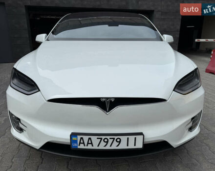 Белый Тесла Модель Х, объемом двигателя 0 л и пробегом 60 тыс. км за 39500 $, фото 17 на Automoto.ua